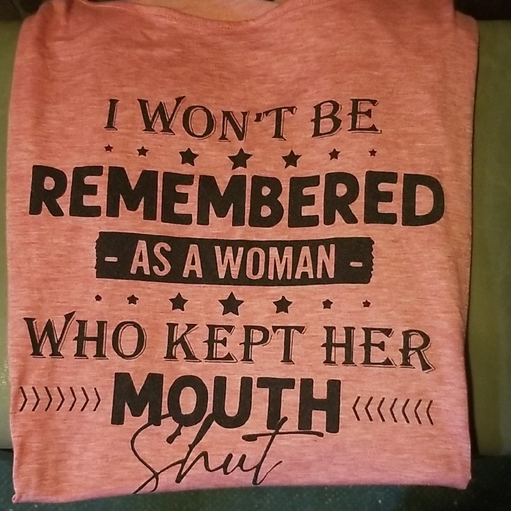 🔥👚Empowering Graphic Pink Tee - Short Sleeve